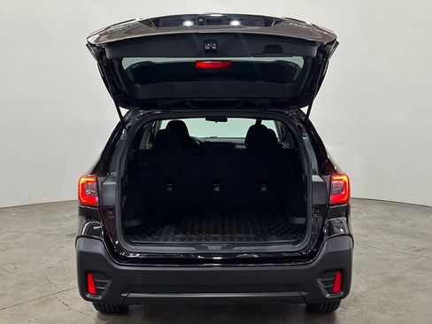 Used 2022 Subaru Outback Premium AWD/4WD image 12