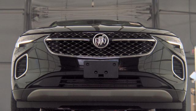 Used 2023 Buick Envision Avenir AWD/4WD image 4