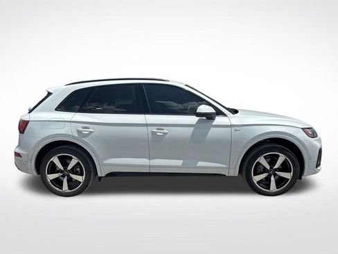 Used 2023 Audi Q5 2.0T Prestige w/ Prestige Package AWD/4WD image 7