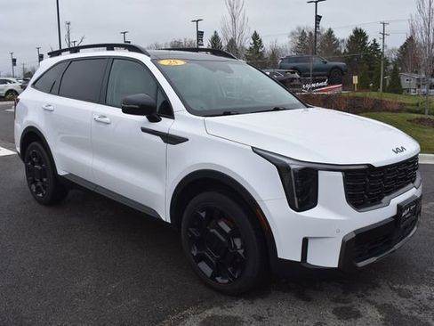 Used 2025 Kia Sorento X-Line EX image 10