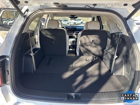 Certified 2025 Kia Sorento EX image 27