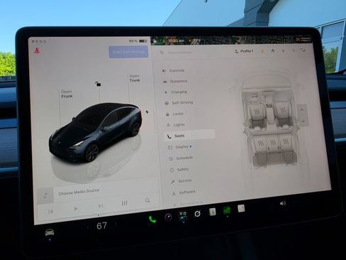 Used 2025 Tesla Model Y Long Range RWD image 47