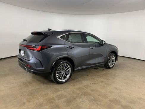 Used 2022 Lexus NX 350h AWD image 8