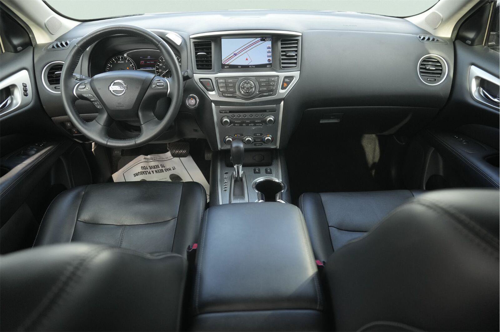 Used 2017 Nissan Pathfinder SL w/ SL Premium Package FWD image 23