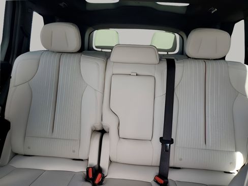 New 2026 Cadillac Vistiq Sport image 41