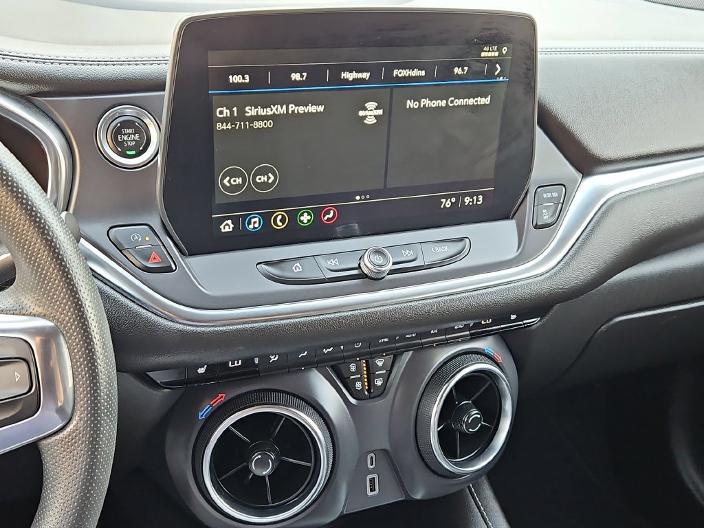 Used 2025 Chevrolet Blazer LT FWD image 16
