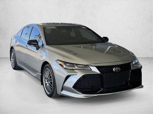 Used 2021 Toyota Avalon Touring w/ Advanced Safety Package image 5