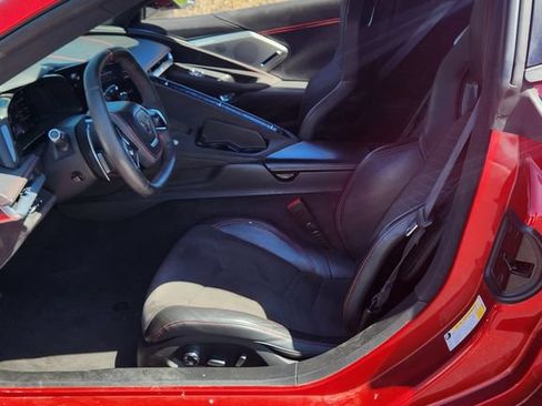 Used 2022 Chevrolet Corvette Stingray Premium Cpe w/ Z51 Performance Package RWD image 13