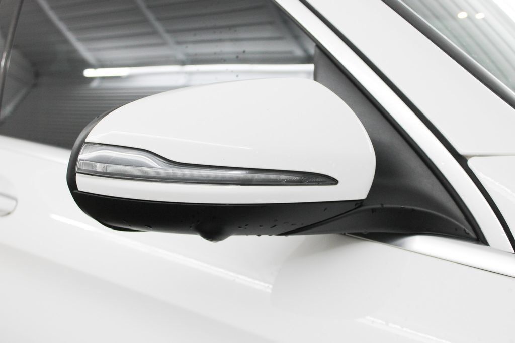 Used 2022 Mercedes-Benz GLC 300 image 13