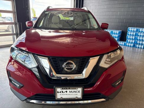 Used 2017 Nissan Rogue SL AWD/4WD image 4