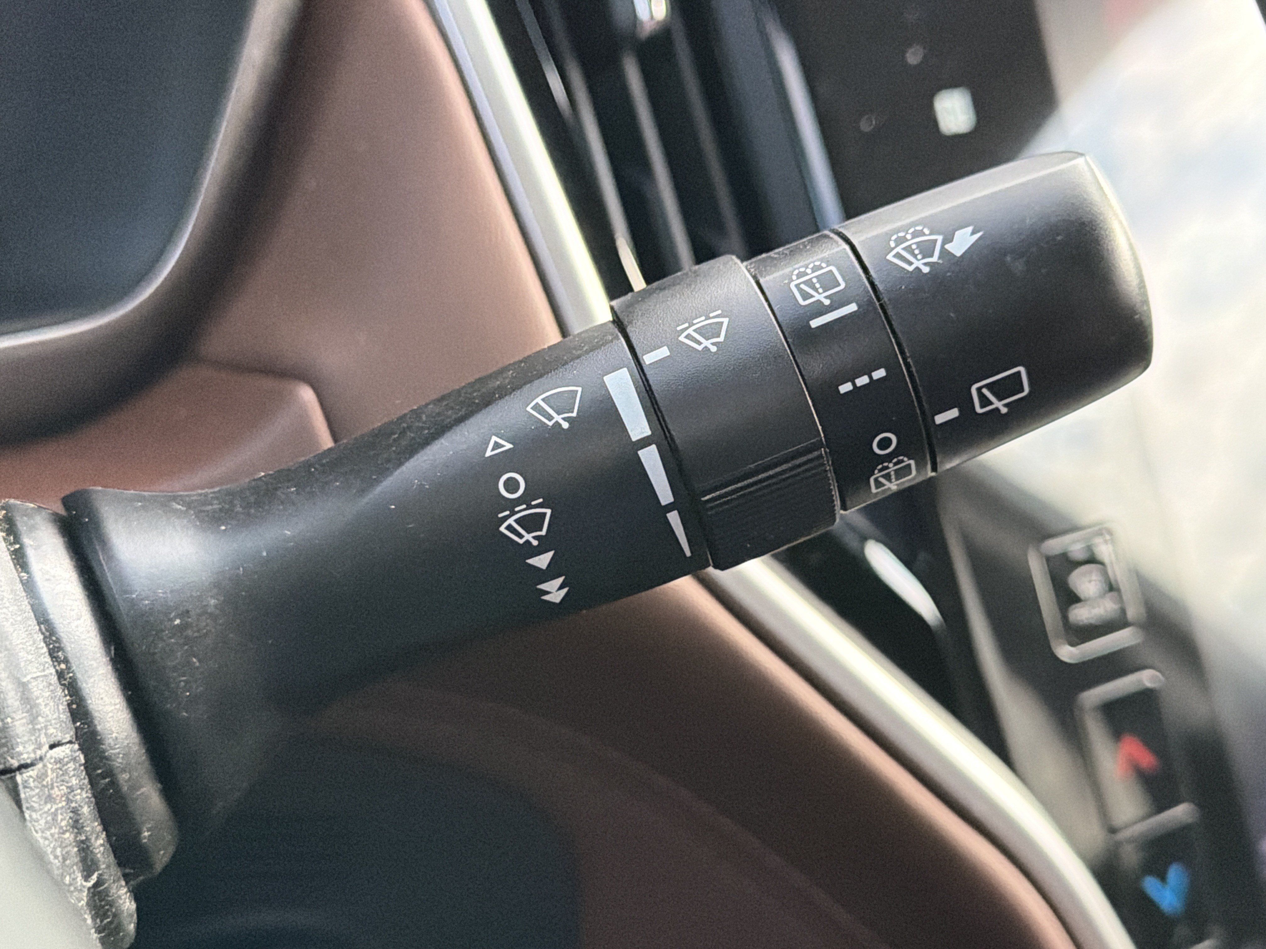Used 2021 Subaru Outback Touring XT AWD/4WD image 17