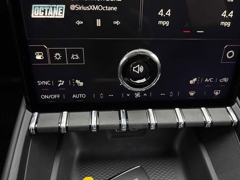 New 2026 GMC Terrain Elevation w/ Elevation Premium Package image 22