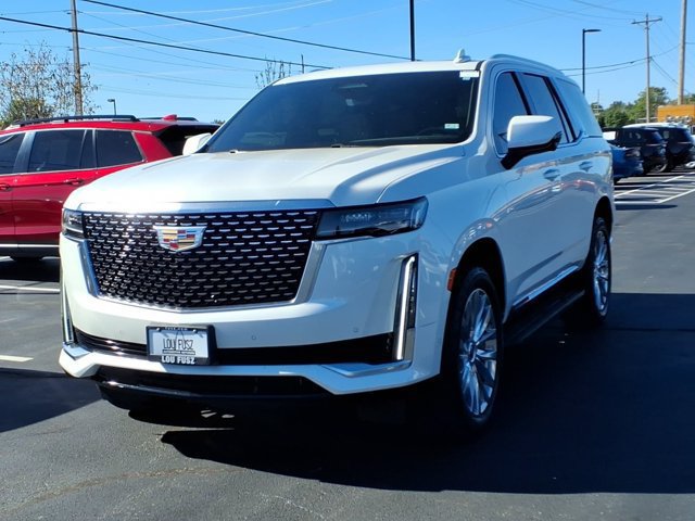 Used 2021 Cadillac Escalade Premium Luxury w/ LPO, Illumination Package AWD/4WD image 2