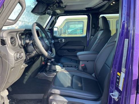 New 2026 Jeep Wrangler Unlimited Rubicon image 9