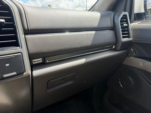 Used 2020 Ford Expedition Max XLT w/ Equipment Group 202A AWD/4WD image 23
