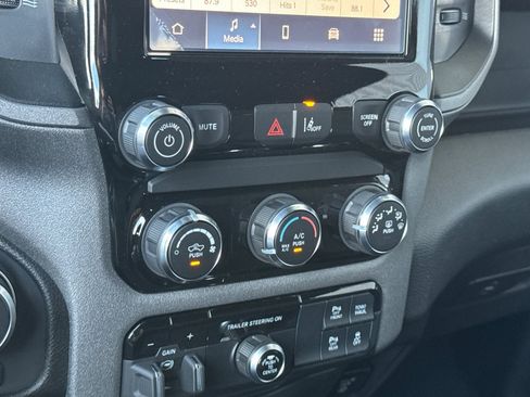 New 2026 RAM 1500 Warlock AWD/4WD image 18