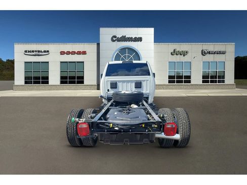 New 2026 RAM 5500 Tradesman AWD/4WD image 4