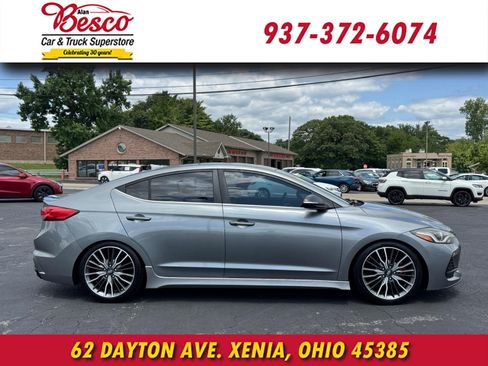 Used 2018 Hyundai Elantra Sport w/ Sport Premium Package 03 FWD image 3
