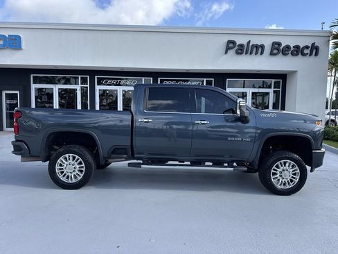 Used 2020 Chevrolet Silverado 3500 High Country w/ Z71 Off-Road Package AWD/4WD image 5