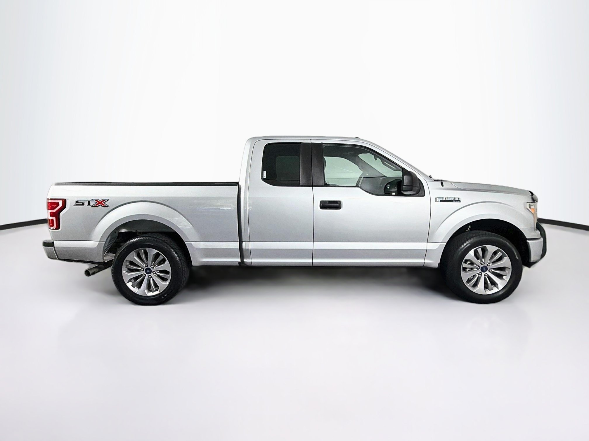 Used 2018 Ford F150 XL w/ Equipment Group 101A Mid RWD image 10