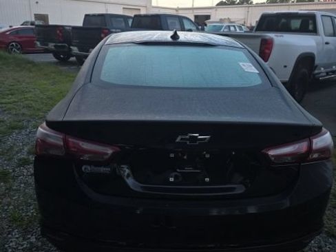 Used 2023 Chevrolet Malibu LT w/ Midnight Edition FWD image 9