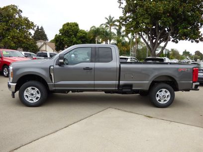 New 2026 Ford F350 XLT w/ FX4 Off-Road Package