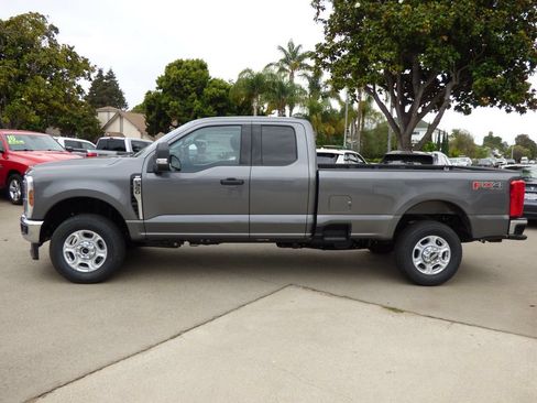 New 2026 Ford F350 XLT w/ FX4 Off-Road Package AWD/4WD image 1