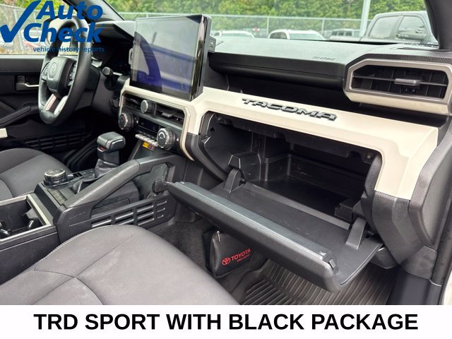 Used 2024 Toyota Tacoma TRD Sport w/ TRD Sport Upgrade Package AWD/4WD image 27