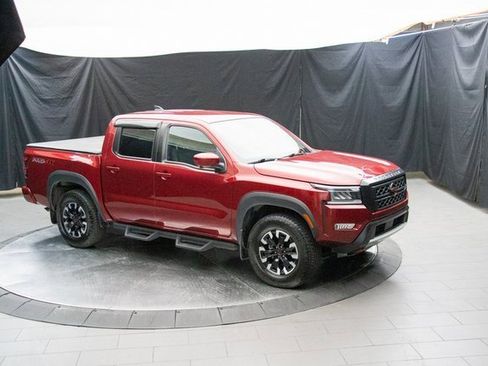 Used 2023 Nissan Frontier PRO-4X w/ Pro Convenience Package image 2