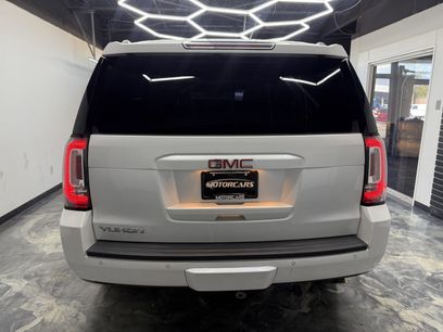 Used 2018 GMC Yukon SLT w/ Premium Edition