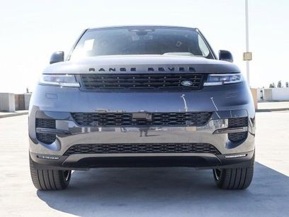 New 2025 Land Rover Range Rover Sport SE