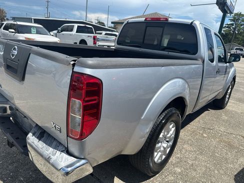 Used 2006 Nissan Frontier XE w/ (G01) XE Preferred Pkg image 5