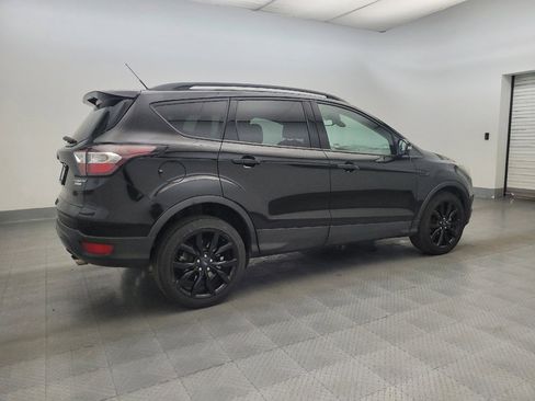 Used 2017 Ford Escape Titanium FWD image 10