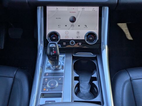 Used 2022 Land Rover Range Rover Sport SE image 24