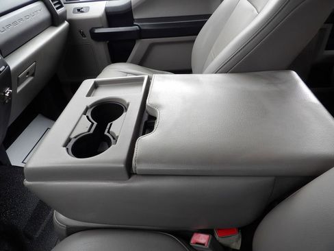 Used 2018 Ford F350 XL w/ Power Equipment Group RWD image 25