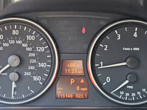 Used 2006 BMW 330i Sedan RWD image 16
