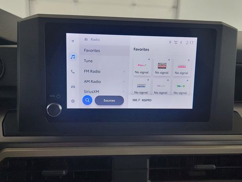 Certified 2025 Toyota Tacoma SR5 image 20