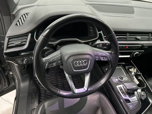 Used 2017 Audi Q7 3.0T Prestige image 10