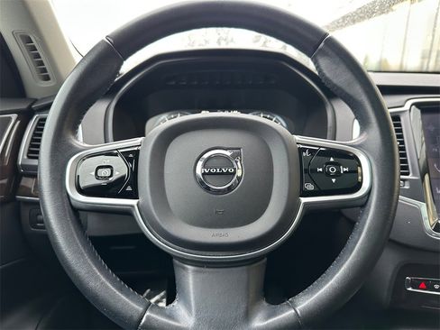 Used 2019 Volvo XC90 T6 Momentum w/ Protection Package Premier image 25