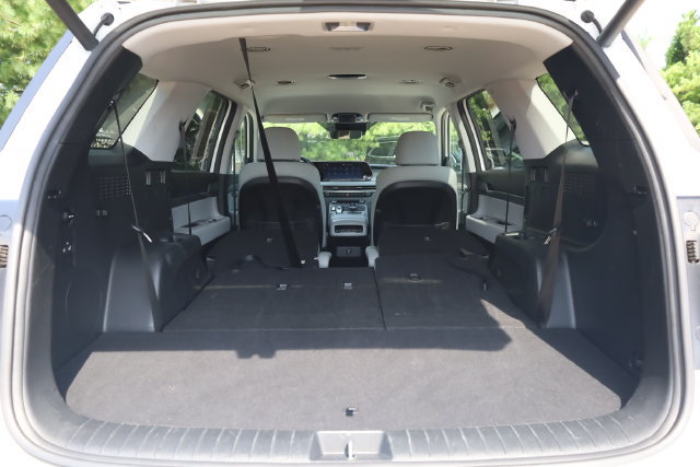 Used 2024 Hyundai Palisade SEL FWD image 25