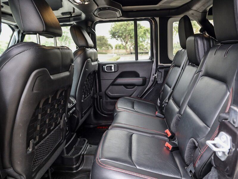Used 2019 Jeep Wrangler Unlimited Rubicon AWD/4WD image 23