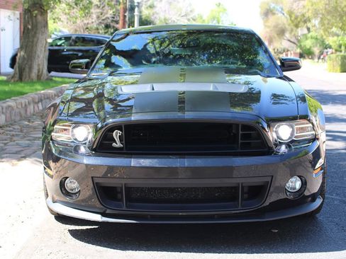 Used 2013 Ford Mustang Shelby GT500 image 4