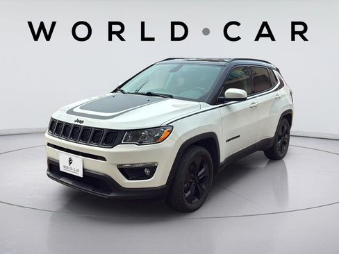 Used 2021 Jeep Compass Latitude FWD image 14