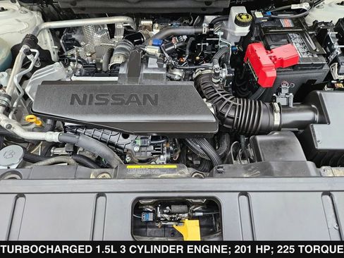 Used 2024 Nissan Rogue S FWD image 34