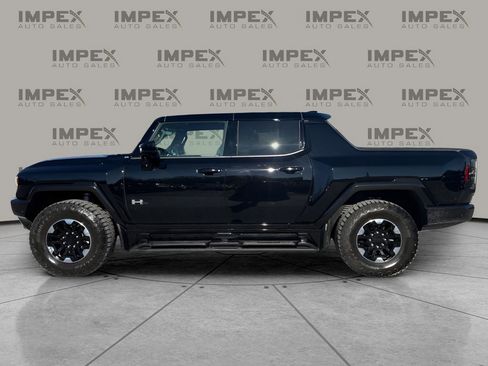 Used 2024 GMC Hummer EV 2X w/ Extreme Off-Road Package image 2