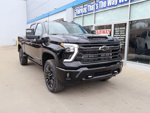 New 2026 Chevrolet Silverado 2500 High Country w/ Midnight Edition AWD/4WD image 2