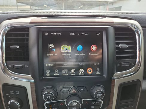 Used 2017 RAM 2500 Laramie w/ Sport Appearance Group image 19