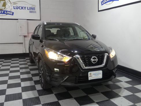 Used 2019 Nissan Kicks SV FWD image 5