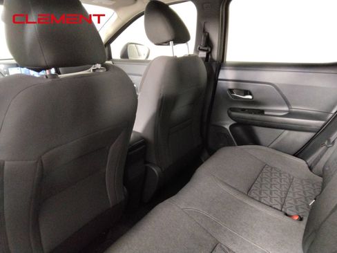 Used 2026 Nissan Kicks SV FWD image 26