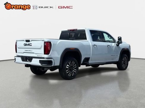 New 2026 GMC Sierra 2500 Denali Ultimate AWD/4WD image 3